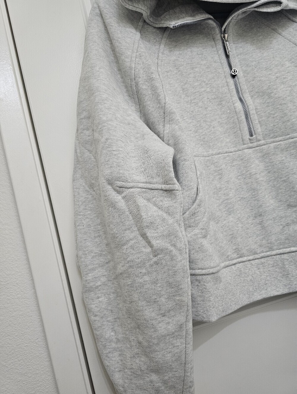 lululemon Scuba Oversized Light Gray Half-Zip Hooded Sweatshirt Size M/L - Picture 5 of 15